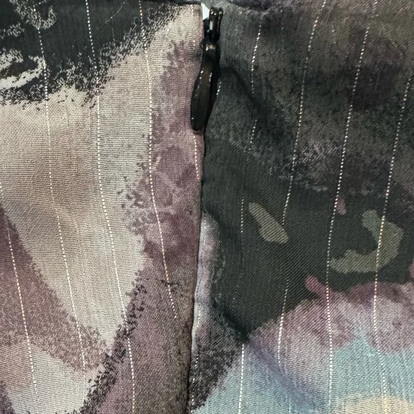 A Byer Ruffle Front Tie Back Blouse Sleeveless Abstract Top S - Picture 6 of 8